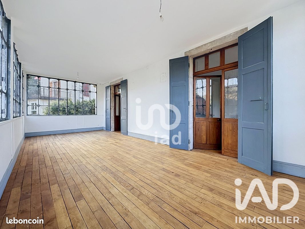 Appartement 4 pièces 115 m² · à Annecy · 115 m² · 2 950 €/mois