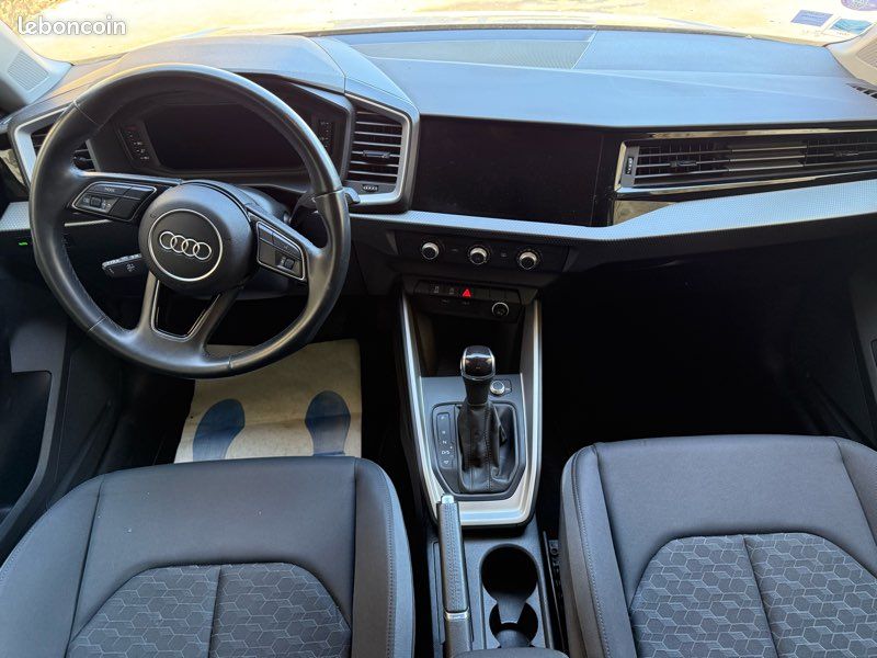 AUDI A1 SPORTBACK 30 TFSI 110ch S Tronic 7 Advanced 2 (image 9)
