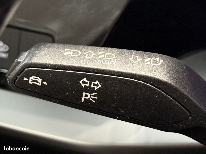 Audi A3 BERLINE / A PARTIR DE 307,90/MOIS* / 35 TFSI 150CH MILD HYBRID BUSINESS LINE S TRONIC 7 (image 24)