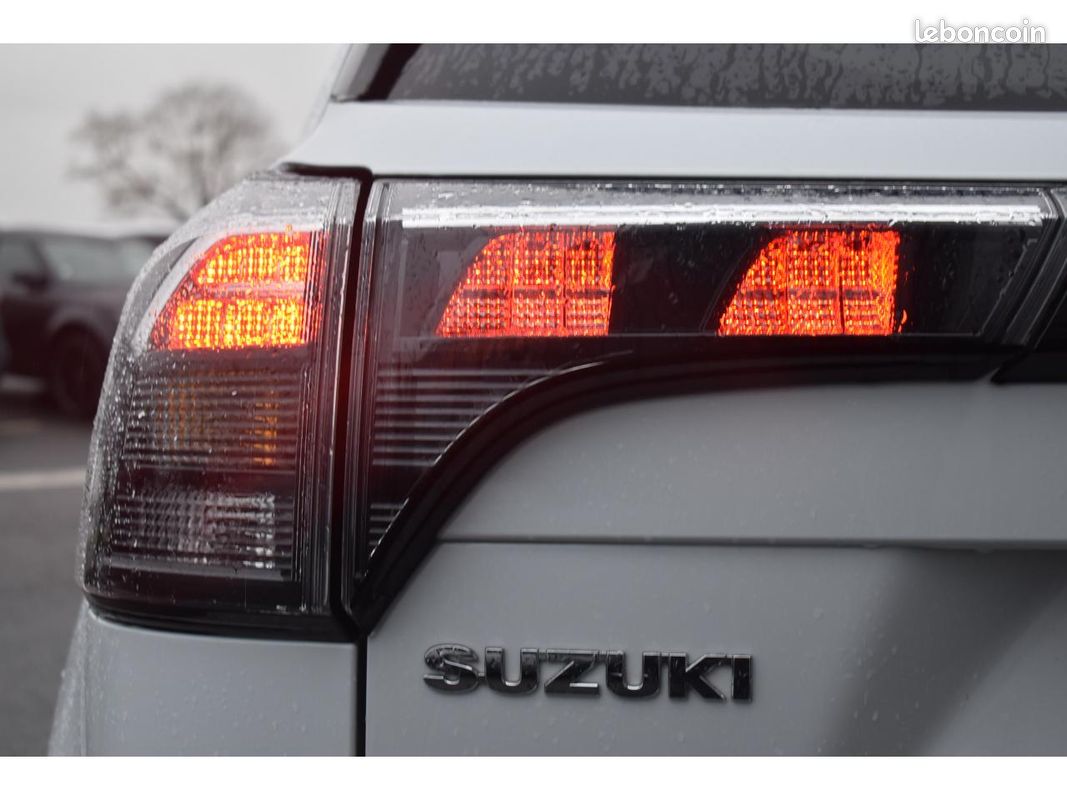 SUZUKI S CROSS 1.4 Boosterjet + Hybrid SHVS Privilège (image 36)
