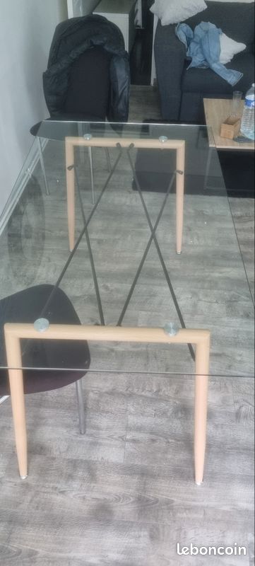 Table en verre (image 2)