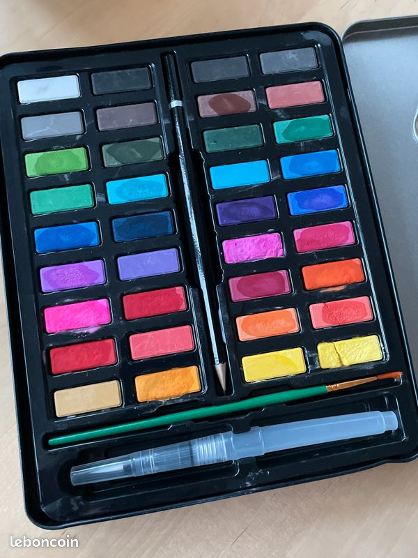 36 Aquarelles Métalliques Nacrées – Kit Peinture Avec Pinceau Et Palette – Pour Artistes Et Loisirs Créatifs