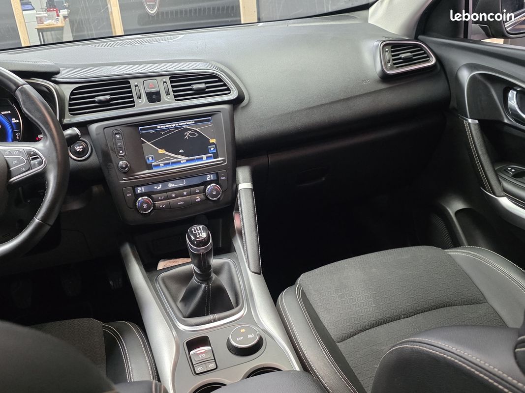 Renault KADJAR 1.5 DCI 110 CV GPS BLUETOOTH CAMERA (KS MOTORS) (image 19)