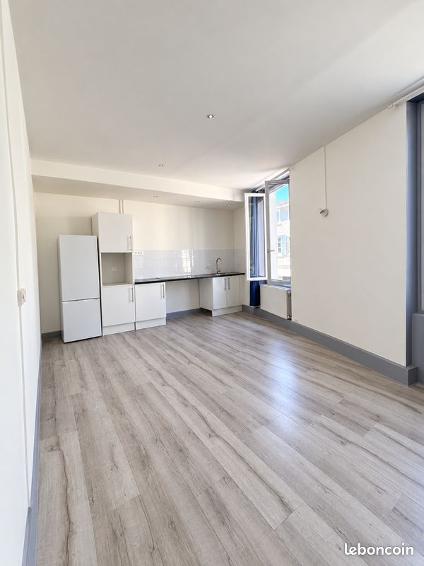 Appartement 2 pièces 44 m² · à Caluire-Et-Cuire · 44 m² · 165 000 €
