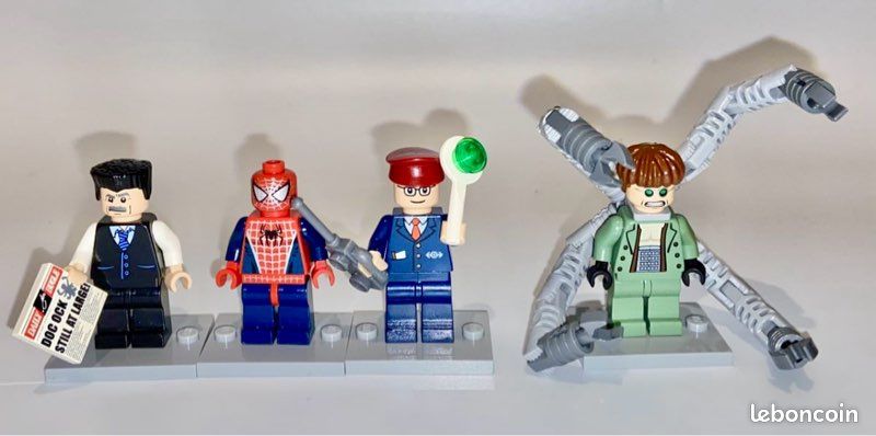 Lego 4855 Spider-Man 2 Spider-Man's Rescue de Train . Complet .Set de collection (image 4)