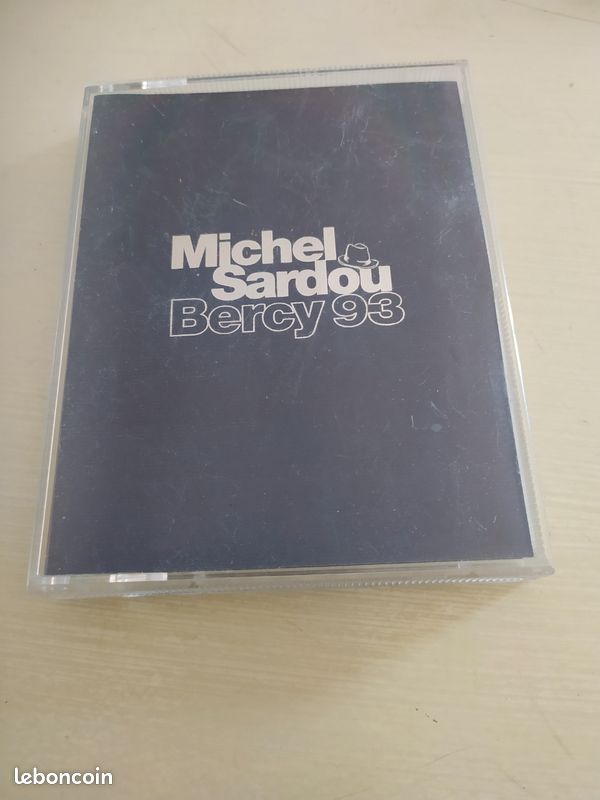 Coffret k7 audio Michel Sardou (image 1)