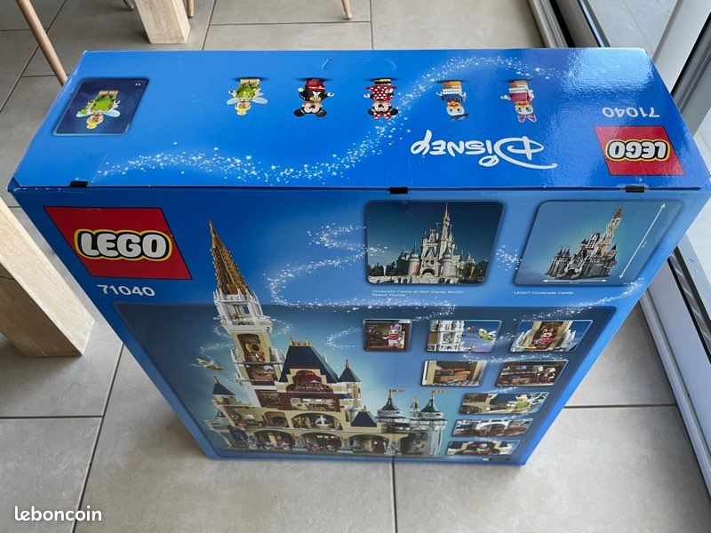 Lego Château Disney 71040 neuf, encore sous scellés d'origine (image 4)