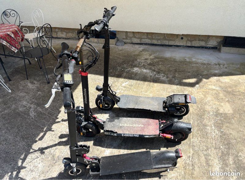 Lot de trottinettes électriques pour pièce (image 2)