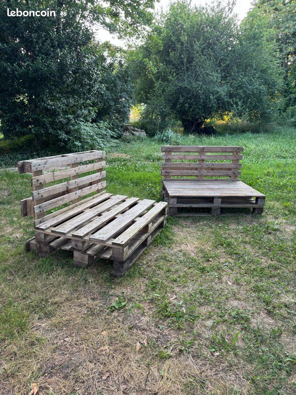 Banquettes extérieures en palette (image 1)