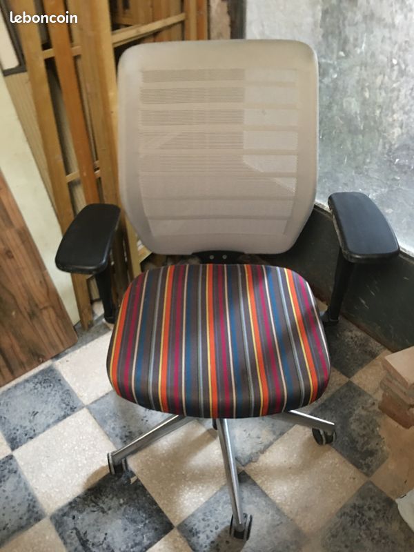 Fauteuil de bureau (image 1)
