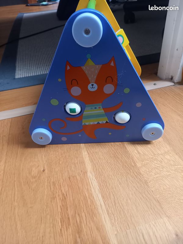 Triangle de jeux 1er age (image 3)