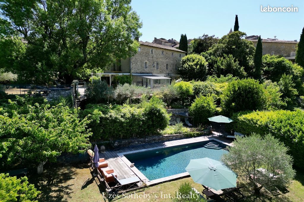 Maison 11 pièces 361 m² · à Goudargues · 361 m² · 950 000 €