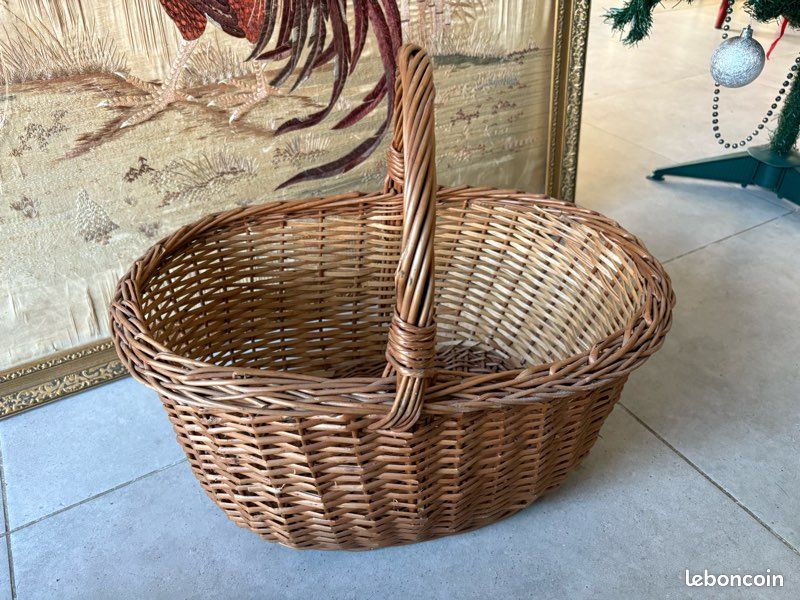 Ancien Panier à Bûches en Osier - Vintage French Finds