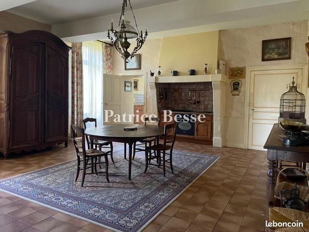 Château 20 pièces 600 m² — 7