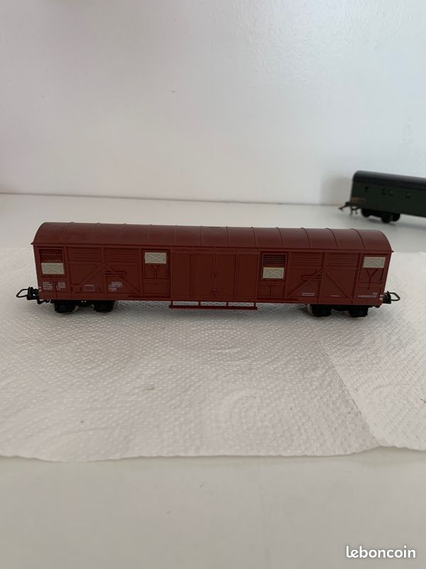 Lot De 3 Wagons Marchandises Jouef - Modélisme Ferroviaire HO - Occasion