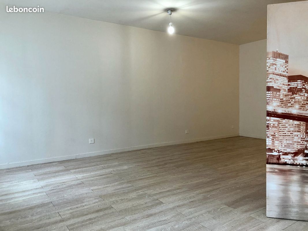 Studio 1 pièce 35 m² - Poitiers 86000 (image principale 1)
