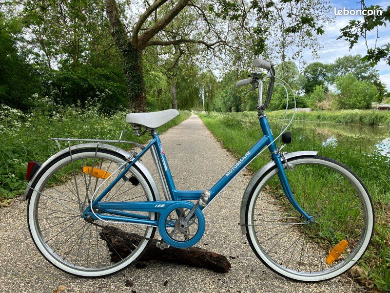 Ancien vélo course MOTOBECANE des années 70 120
