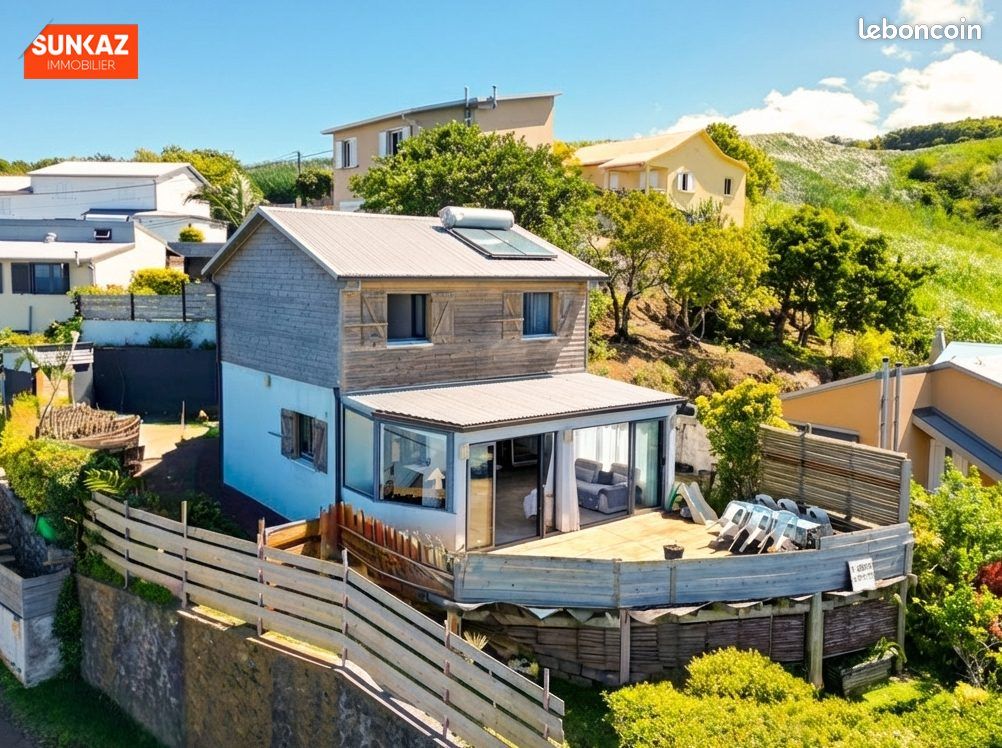 Maison 4 pièces 105 m² · à Petite-Île · 105 m² · 294 000 €