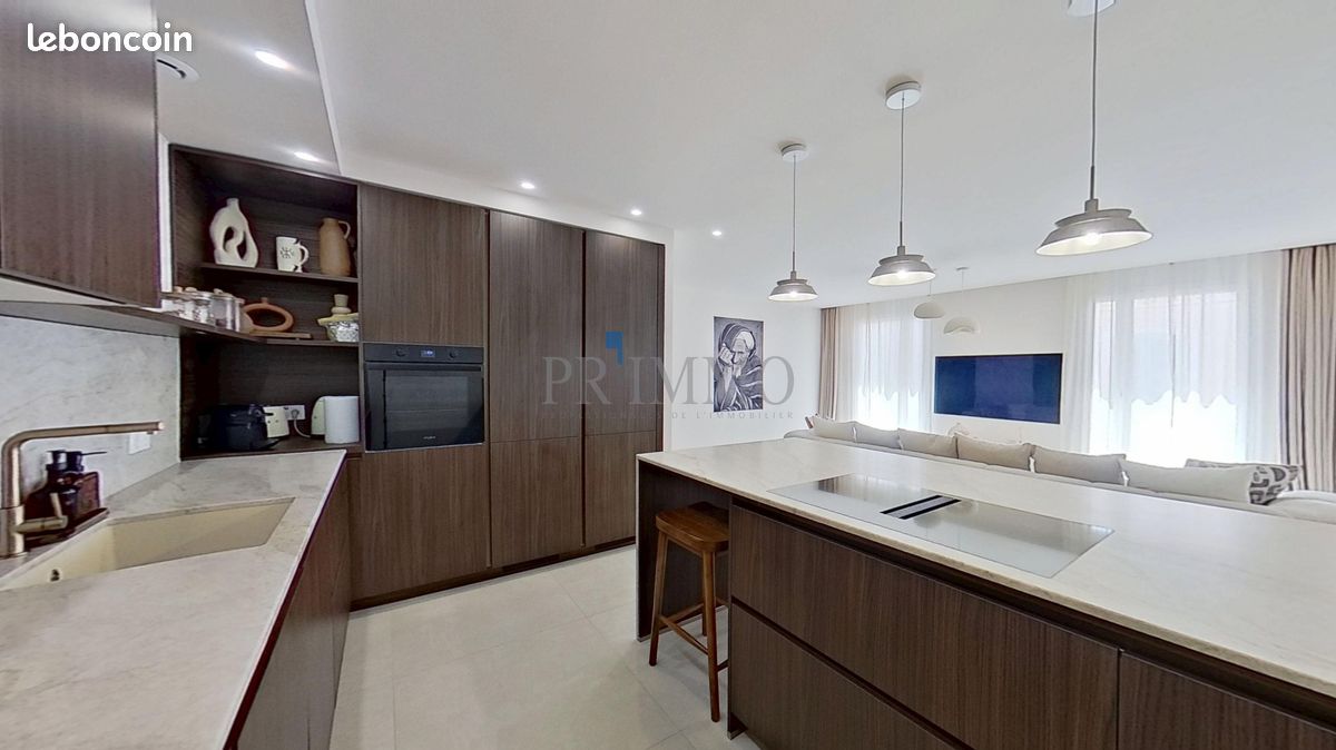 Appartement 4 pièces 100 m² · à Fréjus · 100 m² · 399 000 €
