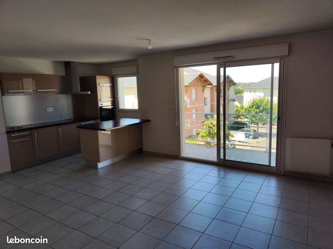 Appartement 3 pièces 64 m² · à Onet-le-Château · 64 m² · 690 €