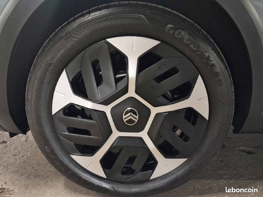 CITROEN C4 PureTech 130 EAT8 Plus (image 11)