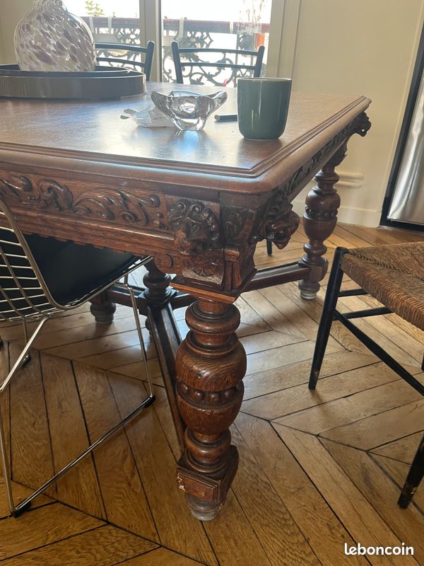 Vieille table de chateau (image 2)