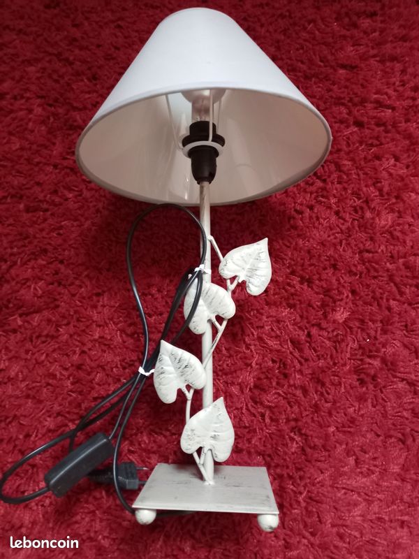 Lot lampes à poser et suspension (image 9)