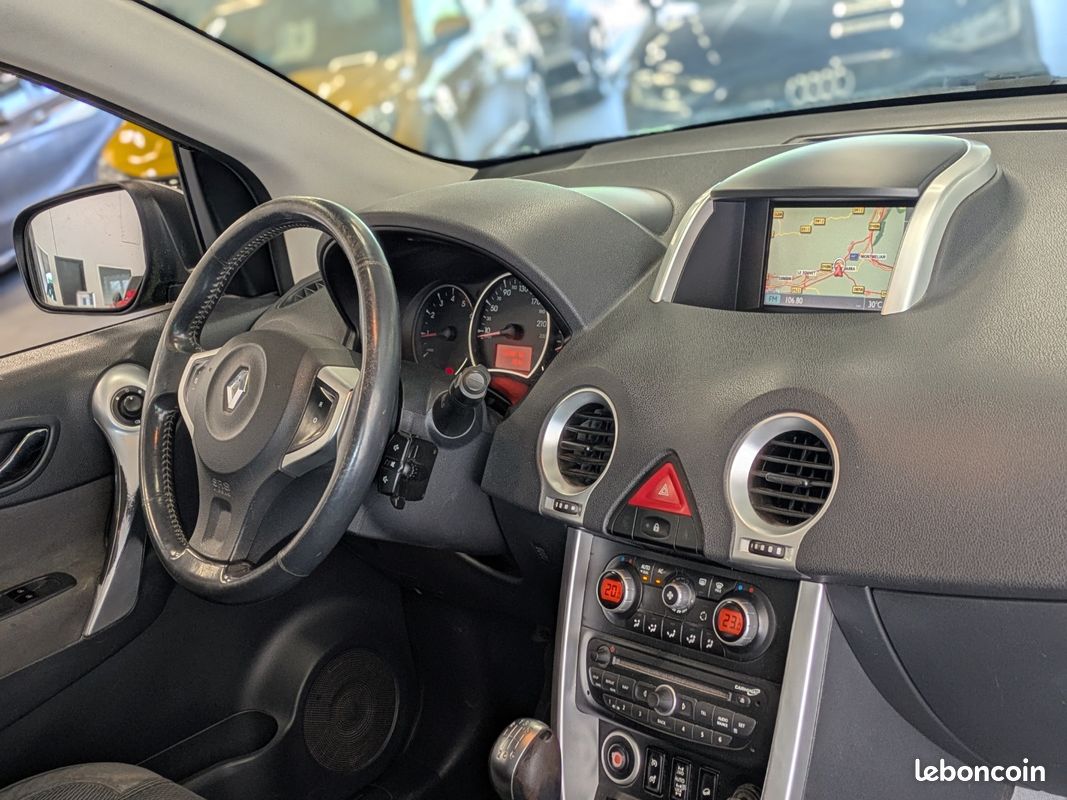 RENAULT KOLEOS 2.0 dCi 150cv Dynamique / 4x4 / GPS / Clim Auto (image 6)