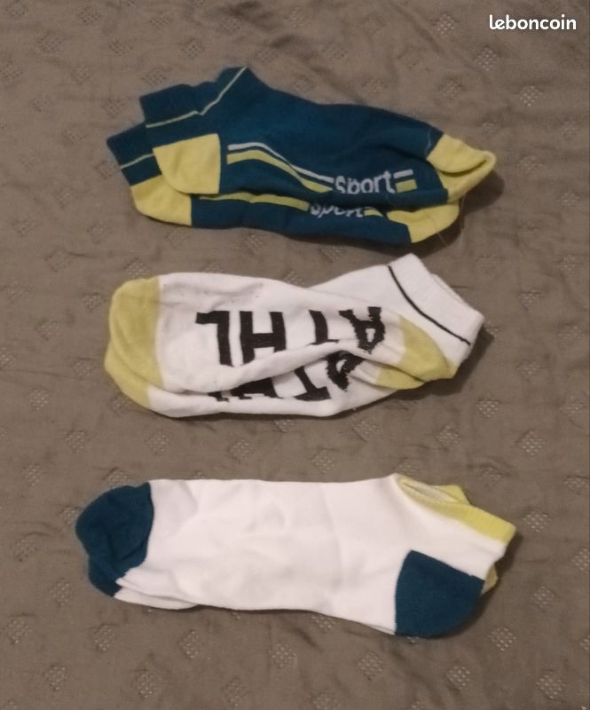 Vends chaussettes T42 neuves et usagees (image 2)