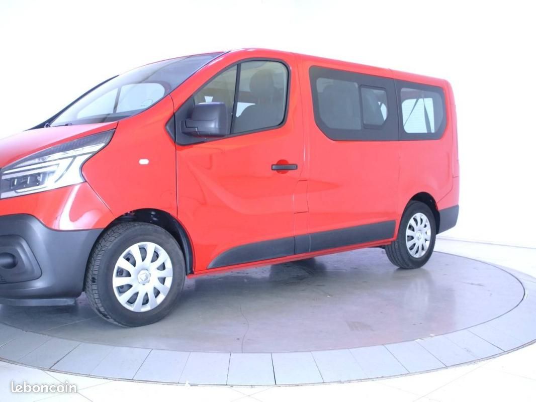 Renault Trafic COMBI L1 dCi 145 Energy S&S - Zen (image 1)