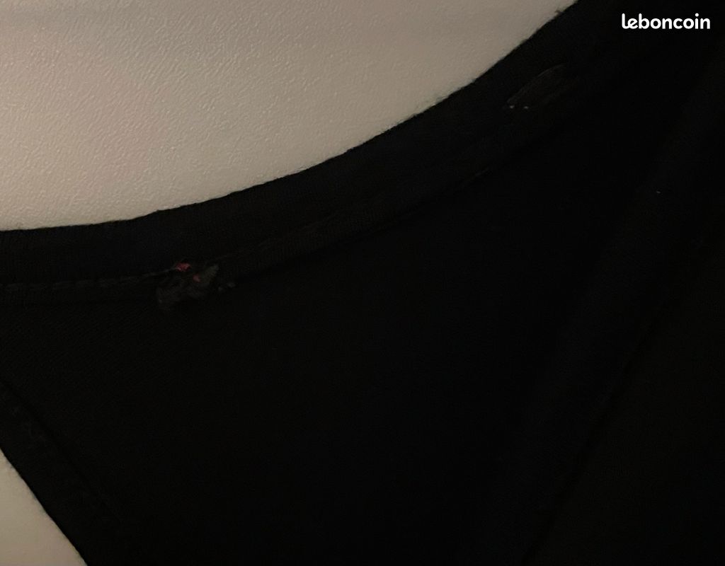 Haut noir manches 3/4 chauves-souris (image 5)