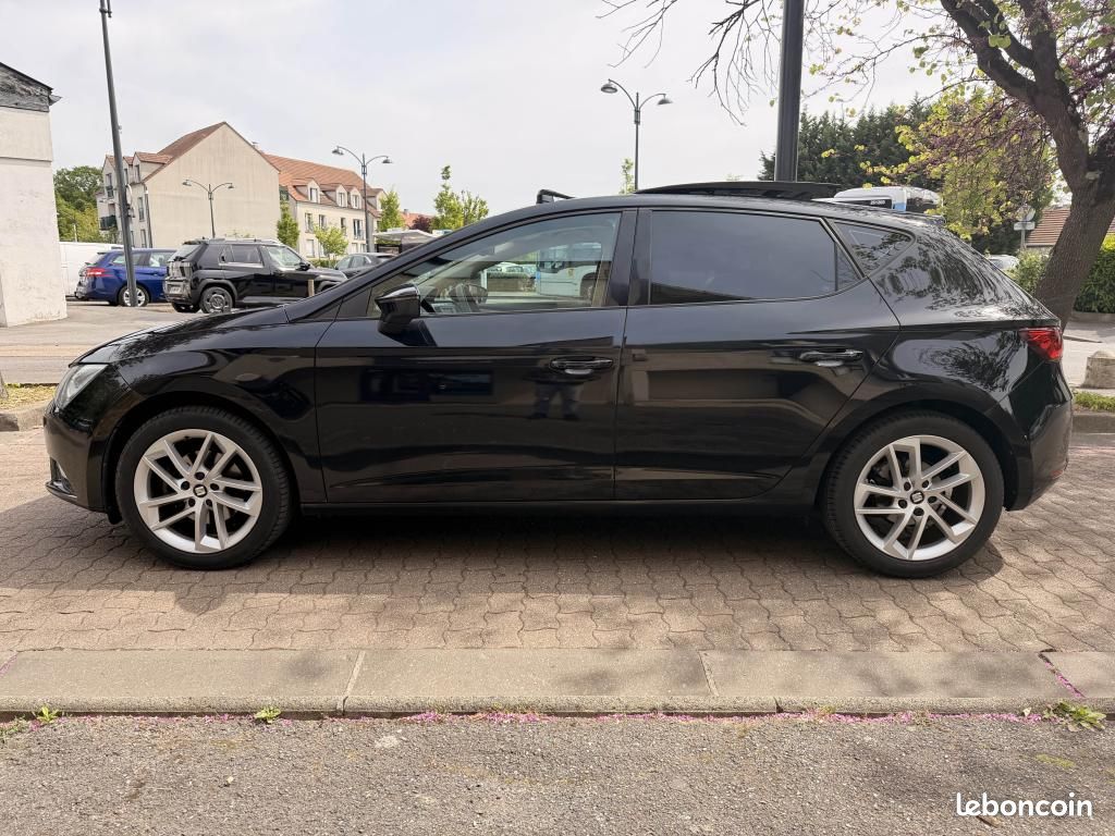 SEAT LEON 1.6 TDI 105ch CR Style / Toit Ouvrant - Distribution OK (image 2)