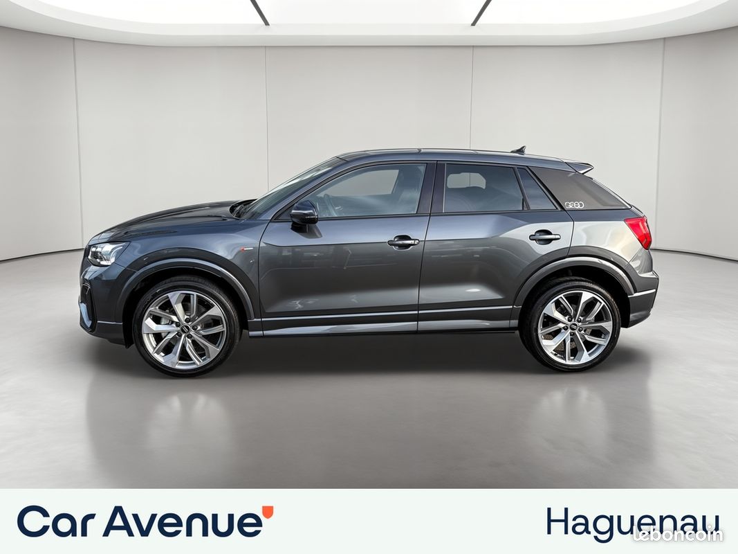 AUDI Q2 35 TDI 150 S tronic 7 Black Edition / Toit Ouvrant / GPS / Caméra / Hayon Electrique / Attelage (image 2)