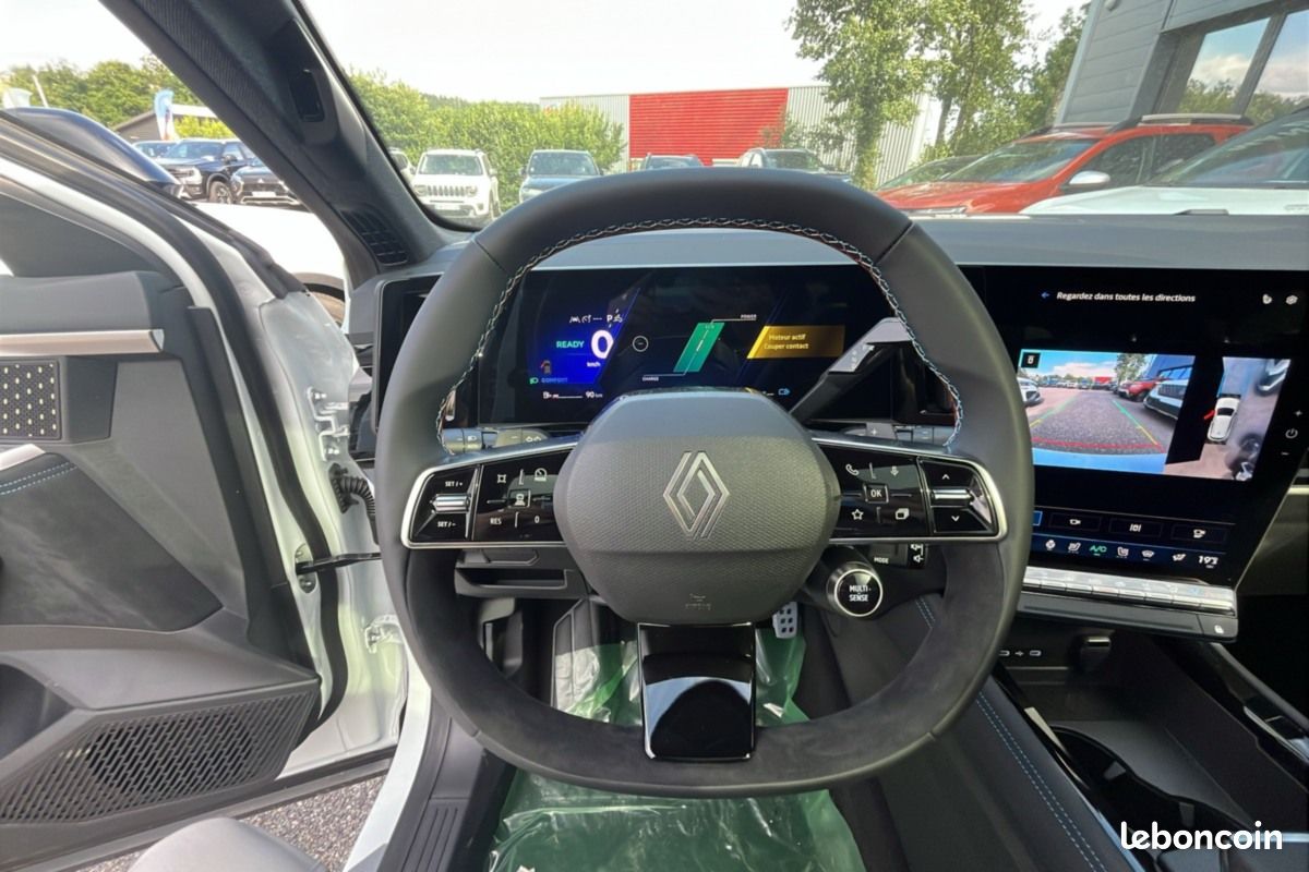 Renault Austral 200 ESPRIT ALPINE 4CTRL TPAN -20% (image 10)