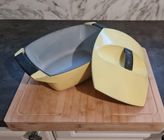 Vends 4 cocottes de la marque Le Creuset, design Raymond Loewy sur Gens de Confiance