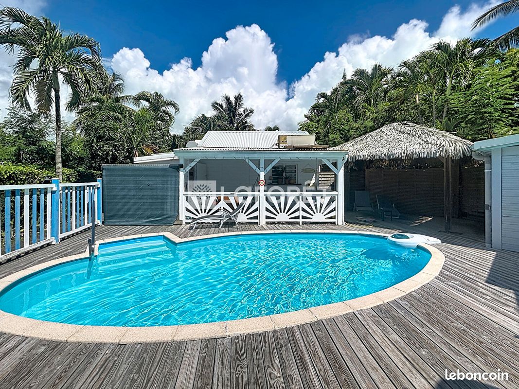 Maison 1 pièce 40 m² · à Sainte-Anne · 40 m² · 233 000 €