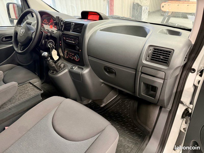TOYOTA PRO ACE 2.0 128 CH BV6 L2 H2 2 PLACES TVA RECUPERABLE REG LIM CLIM DOUBLE PORTE LATERAL 141.920km (image 7)