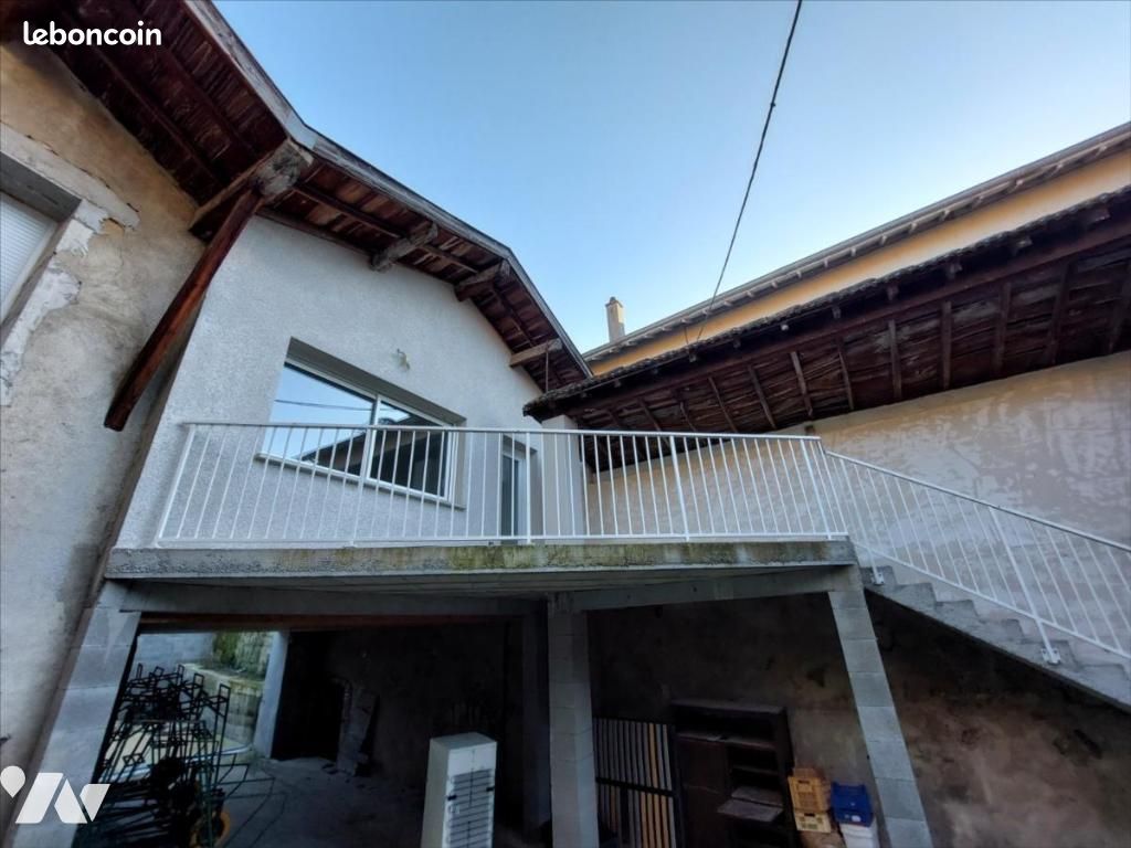 Appartement 2 pièces 30 m² · à Saint-Désirat · 30 m² · 475 €
