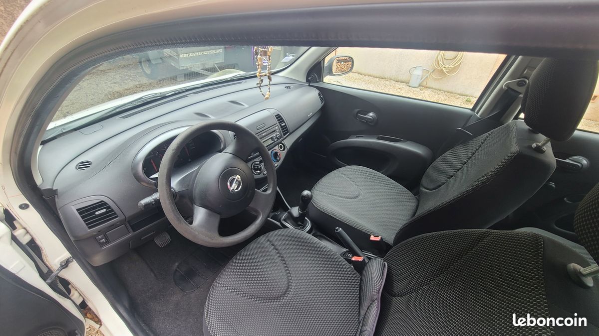 Nissan micra (image 1)