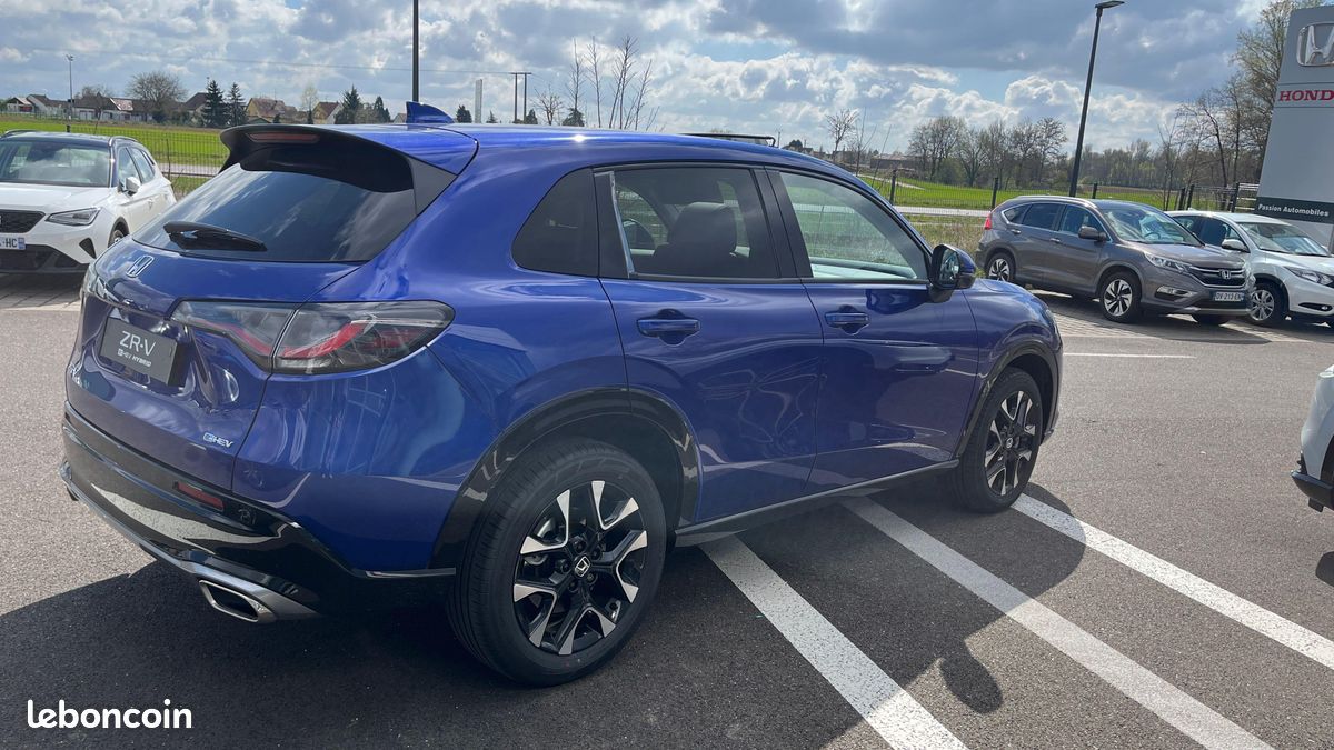 HONDA ZR-V e:HEV 2.0 i-MMD Advance (image 4)