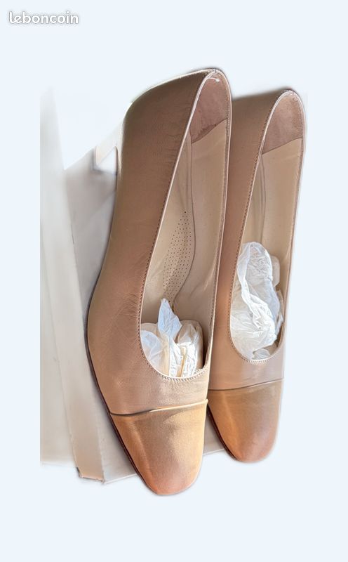 Chaussures à Talons En Cuir Femme Artika – Taille 40, Noir, Escarpin, Occasion
