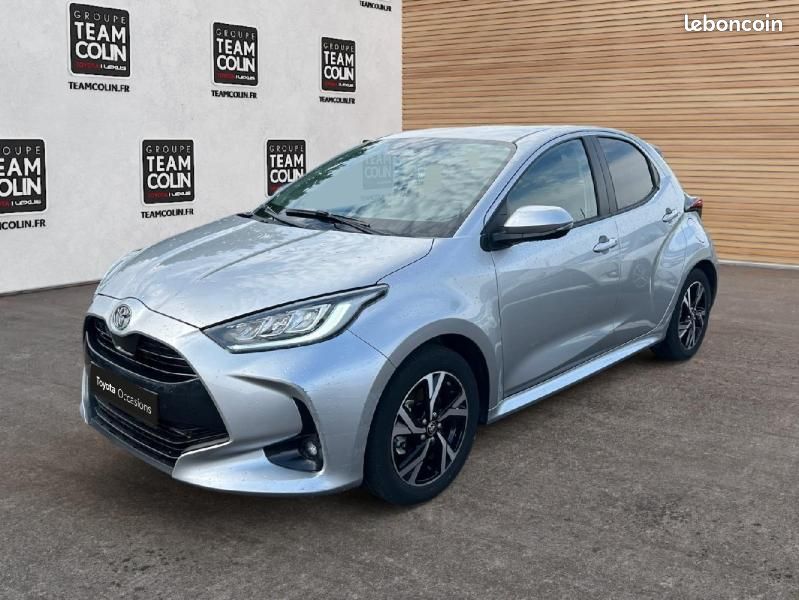 Toyota Yaris 116h Design 5p MC24 (image 1)
