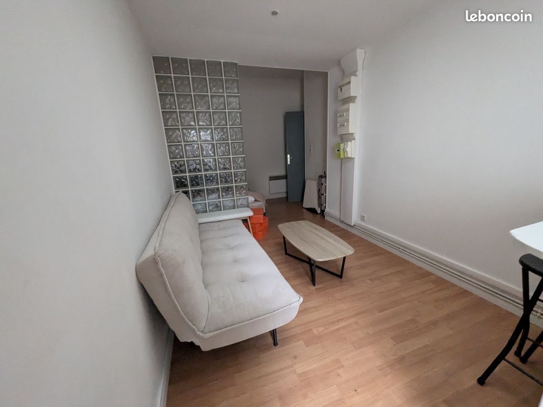 Appartement 1 pièce 20 m² · à Saint-Quentin · 20 m² · 340 €/mois