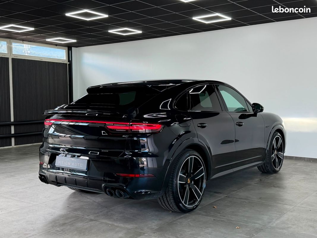 Porsche cayenne iii coupe 3.0 v6 e-hybrid 462 platinum edition tiptronic bva grosse configration (image 2)
