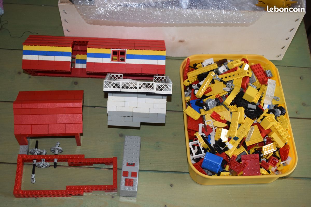 Legos (image 2)
