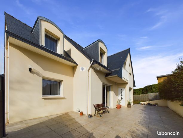 Maison 8 pièces 130 m²