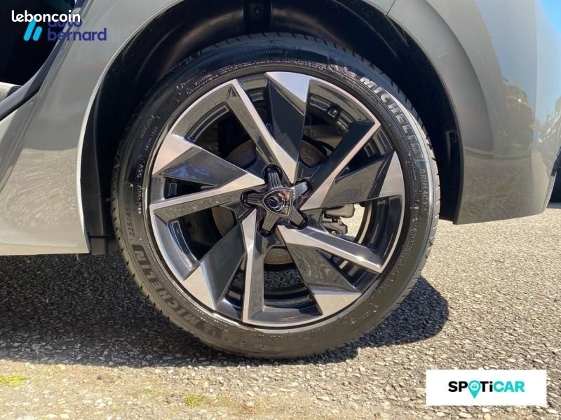 Peugeot 308 1.2 Hybrid 145ch Allure e-DCS6 (image 11)