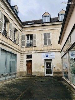 Studio 1 pièce 27 m²