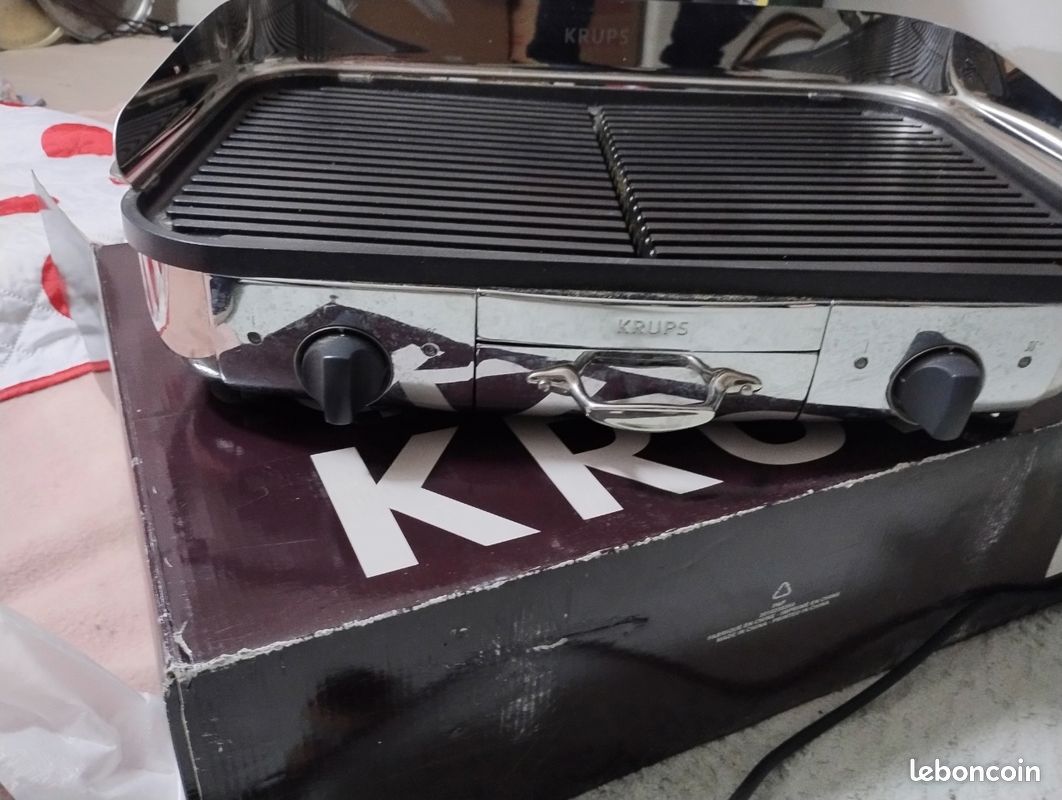 Grill électrique Krups K1846 TG 7002 - Noir/inox, Surface Grill