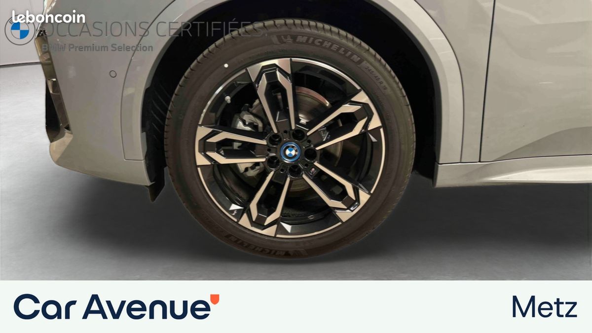 BMW iX2 eDrive20 204ch BVA M Sport (image 14)